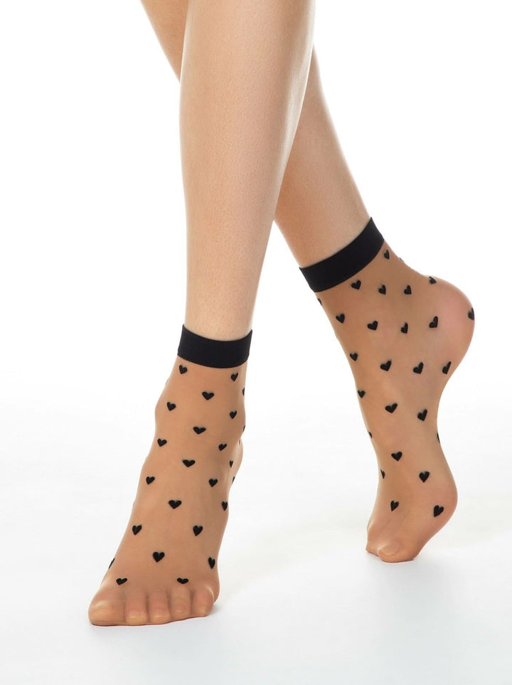 FANTASY 20 Heart Pattern Thin Socks - IDEALINE INC.