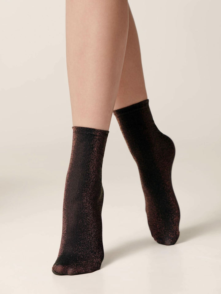 FANTASY 50 - Lustrous Lurex Design Socks - IDEALINE INC.